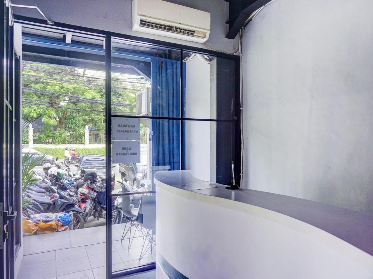 Hotel Oyo 1805 Fatmawati Mansion Syariah Jakarta Exterior foto