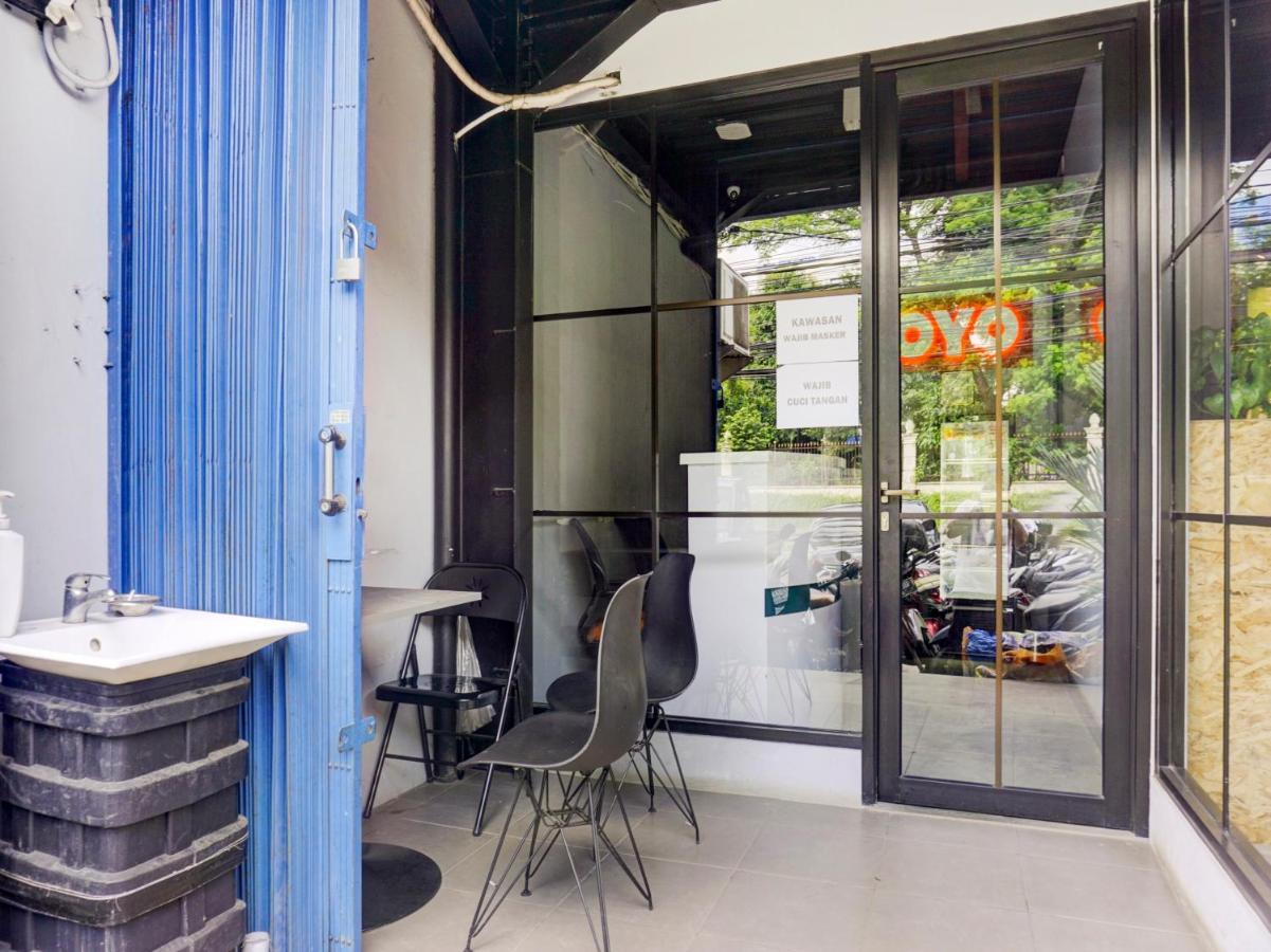 Hotel Oyo 1805 Fatmawati Mansion Syariah Jakarta Exterior foto
