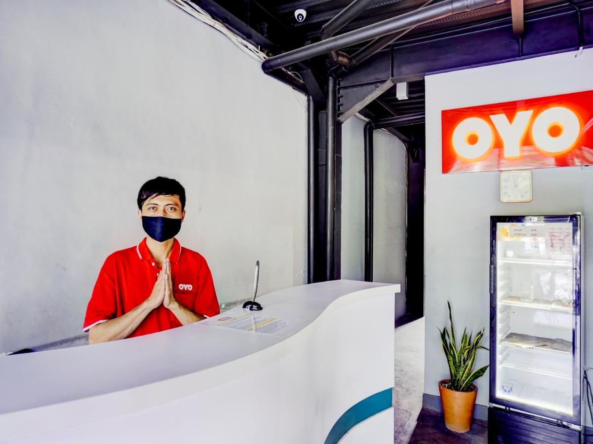 Hotel Oyo 1805 Fatmawati Mansion Syariah Jakarta Exterior foto