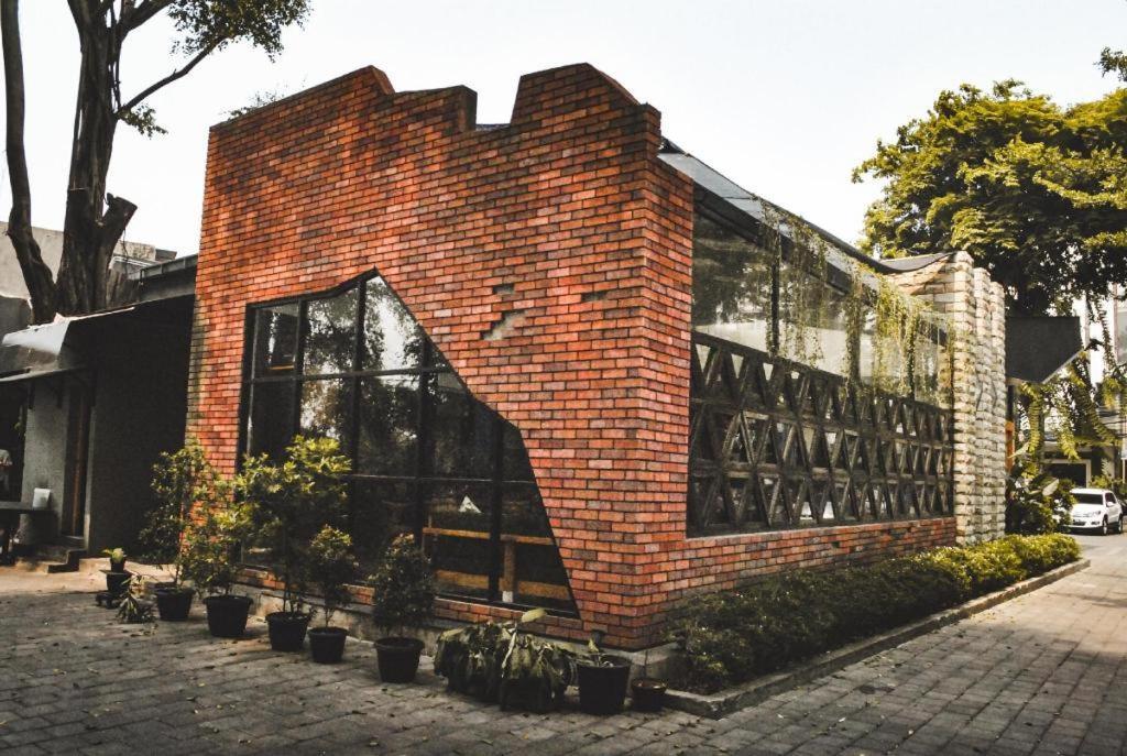 Hotel Oyo 1805 Fatmawati Mansion Syariah Jakarta Exterior foto